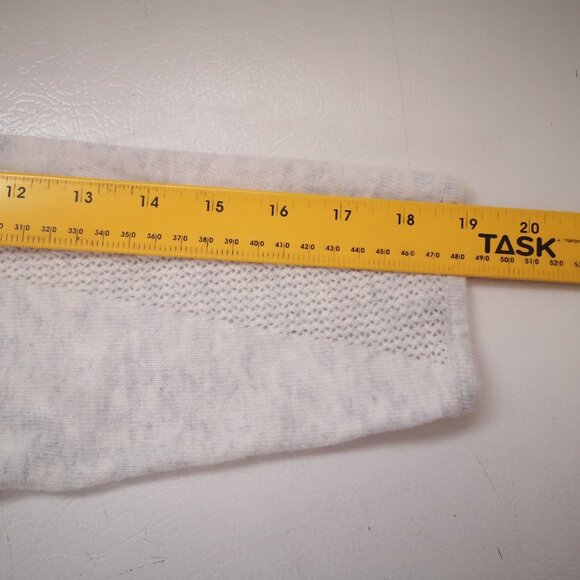 Dalia Ladies Size Small Light Blue Round Neck Lightweight Pale Blue Sweater - Picture 7 of 8